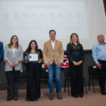 Mauricio Kuri premia a la campeona del Open WTA125 en Querétaro