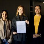 Chepe Guerrero entrega constancias a ciudadanos capacitados por el ICATEQ