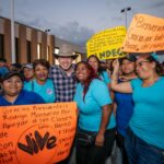 Chepe llega con 121 lentes… y un buen regaño cariñoso para que no los rompan