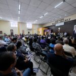 Entre puestos, obras y pendientes: SEDESOQ se sienta a platicar con comerciantes del Tianguis Presidentes