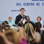 Entre niñas, niños y abuelos: DIF y USEBEQ llevan “Botsu Muntsi” a las escuelas